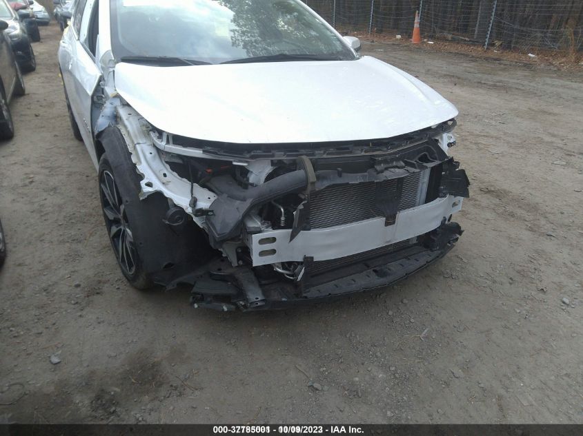 2018 CHEVROLET MALIBU LT - 1G1ZD5ST5JF263009