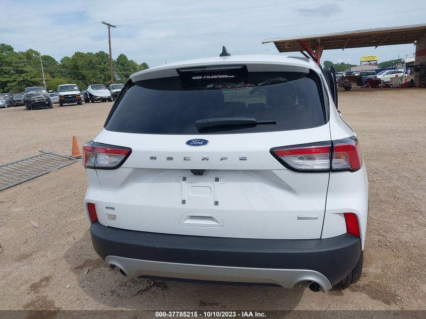 VIN 1FMCU0G67LUB84888 2020 FORD ESCAPE SE