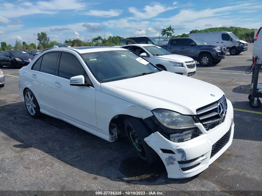 2014 MERCEDES-BENZ C 250 SPORT/LUXURY - WDDGF4HB2EA956338
