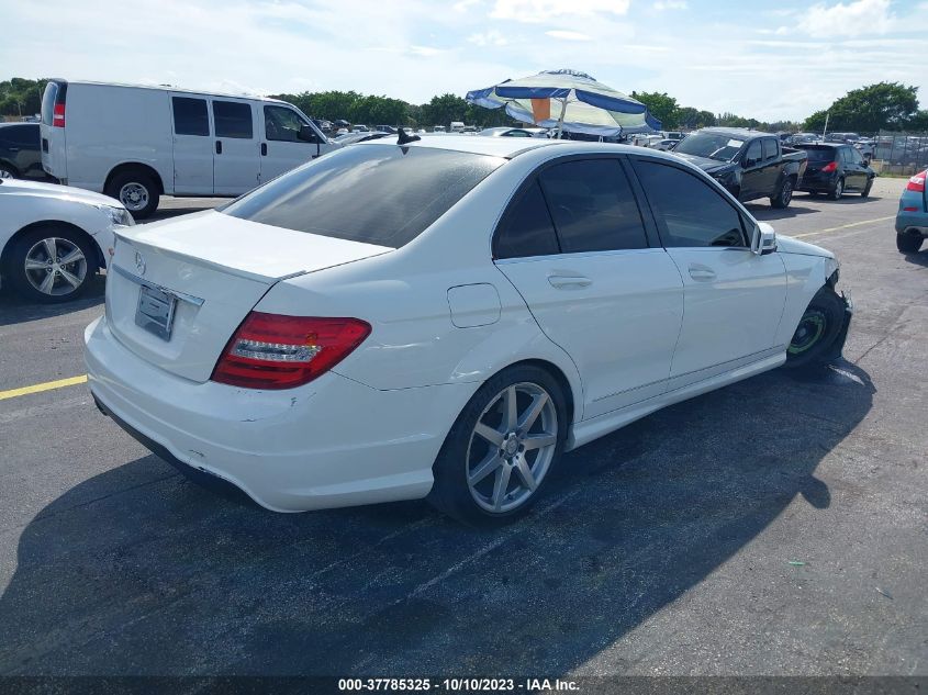 2014 MERCEDES-BENZ C 250 SPORT/LUXURY WDDGF4HB2EA956338