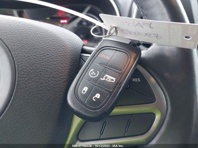 2019 JEEP CHEROKEE LATITUDE PLUS - 1C4PJMLX3KD172501