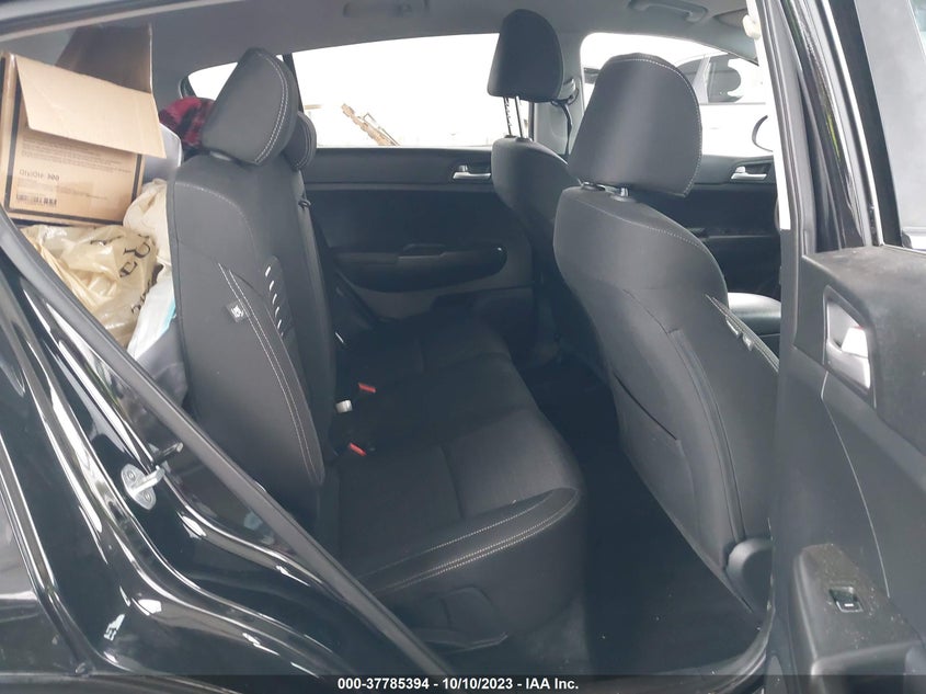 VIN KNDPM3AC0J7423148 2018 KIA SPORTAGE LX
