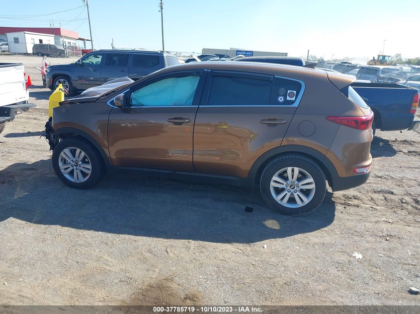 VIN KNDPM3AC1H7241288 2017 KIA SPORTAGE LX