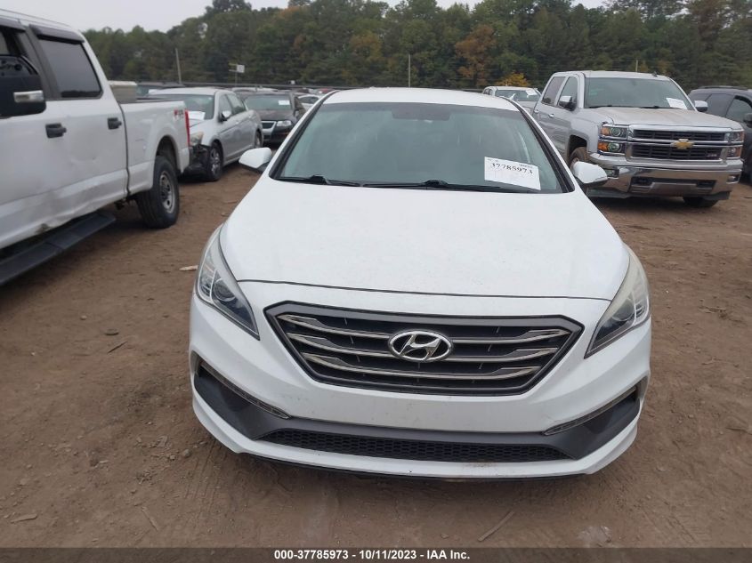 2016 HYUNDAI SONATA 2.4L SPORT - 5NPE34AF5GH285282