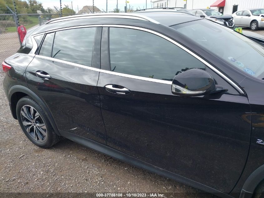 2017 INFINITI QX30 PREMIUM SJKCH5CR0HA022080