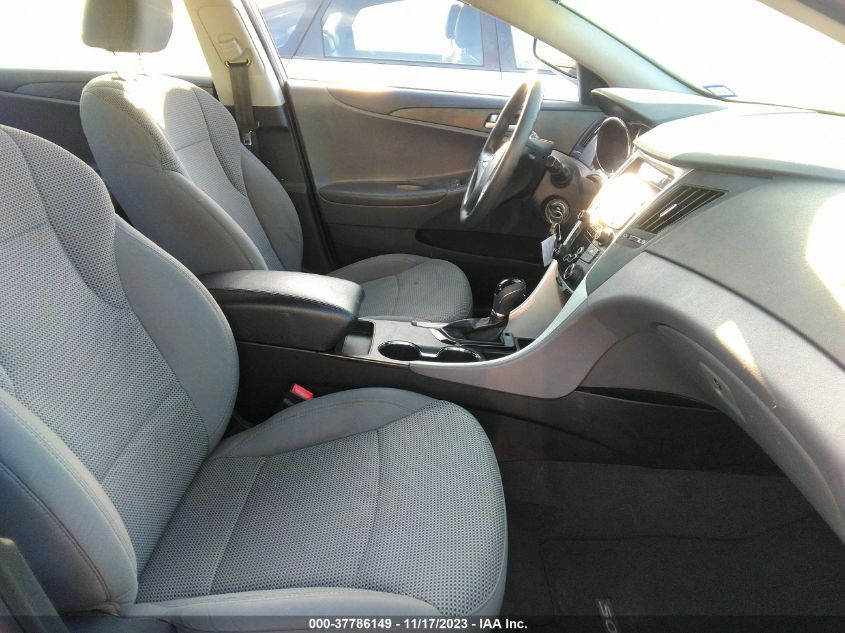 2013 HYUNDAI SONATA GLS - 5NPEB4AC5DH810359