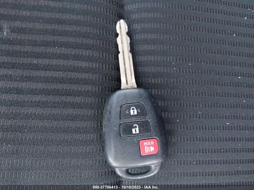 2017 TOYOTA RAV4 LE - JTMZFREV7HJ109897