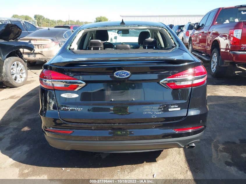 3FA6P0HDXKR133063 2019 FORD FUSION, photo no. 16