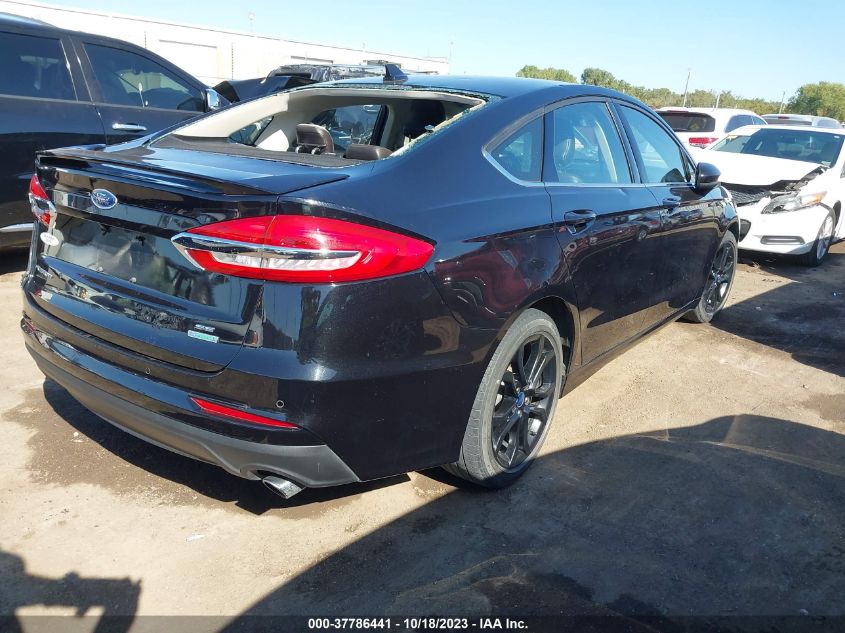 3FA6P0HDXKR133063 2019 FORD FUSION, photo no. 4