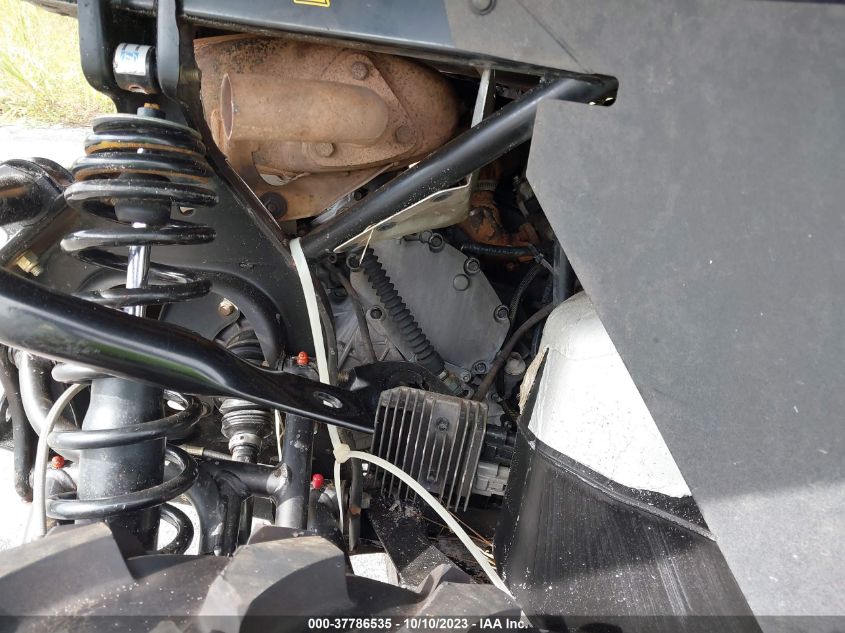 2023 CAN-AM DEFENDER XT HD10 3JBUKAX43PK000512