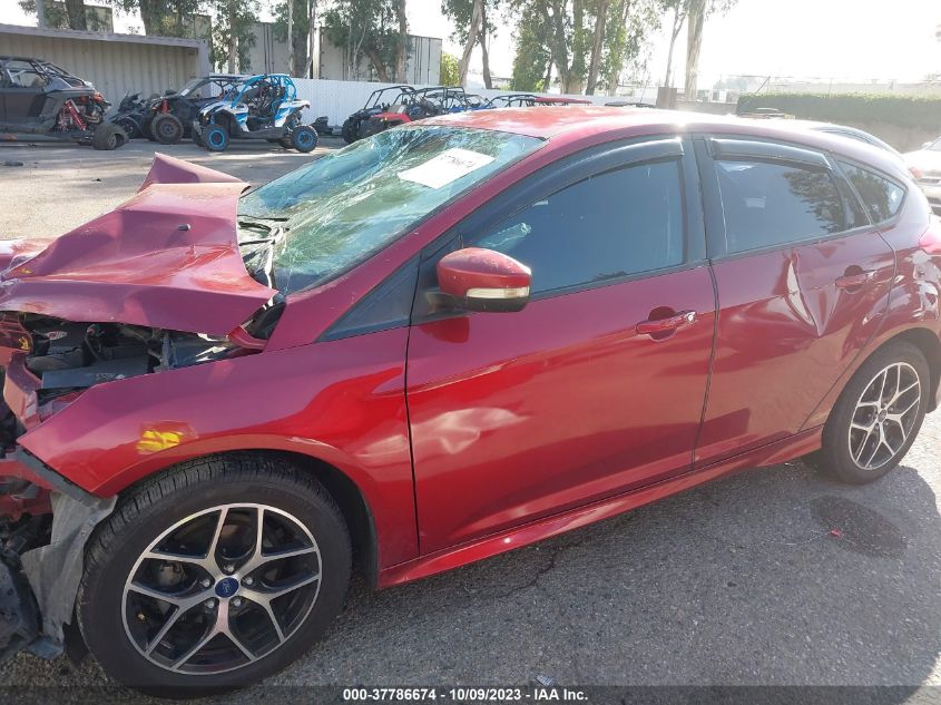 2016 FORD FOCUS SE - 1FADP3K24GL342403