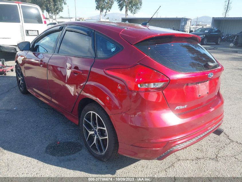 2016 FORD FOCUS SE - 1FADP3K24GL342403