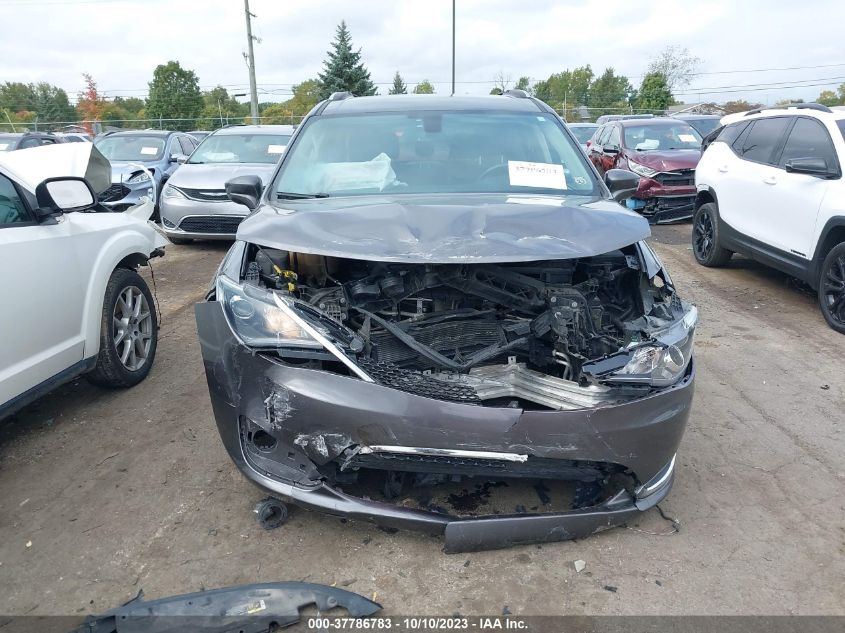 2020 CHRYSLER PACIFICA TOURING L - 2C4RC1BG1LR125582