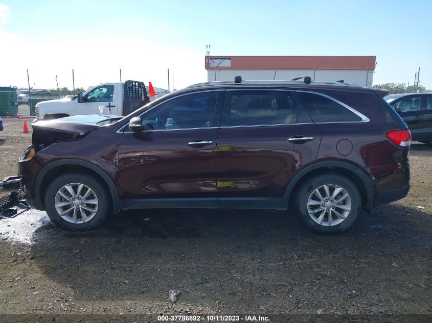 2016 KIA SORENTO LX - 5XYPG4A3XGG041282