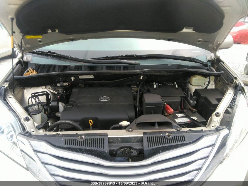 2015 TOYOTA SIENNA XLE/XLE AAS/LTD - 5TDYK3DC0FS531935