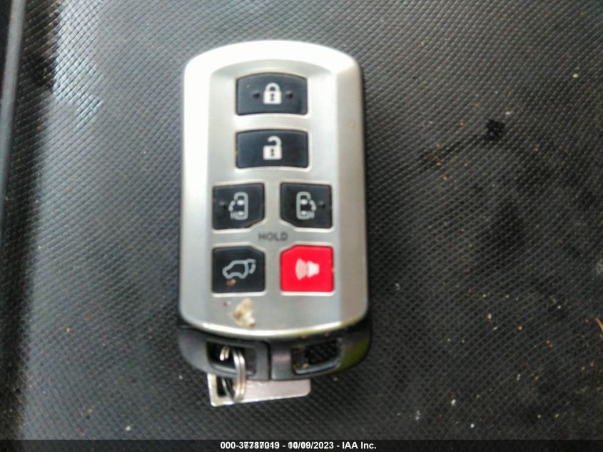 2015 TOYOTA SIENNA XLE/XLE AAS/LTD - 5TDYK3DC0FS531935