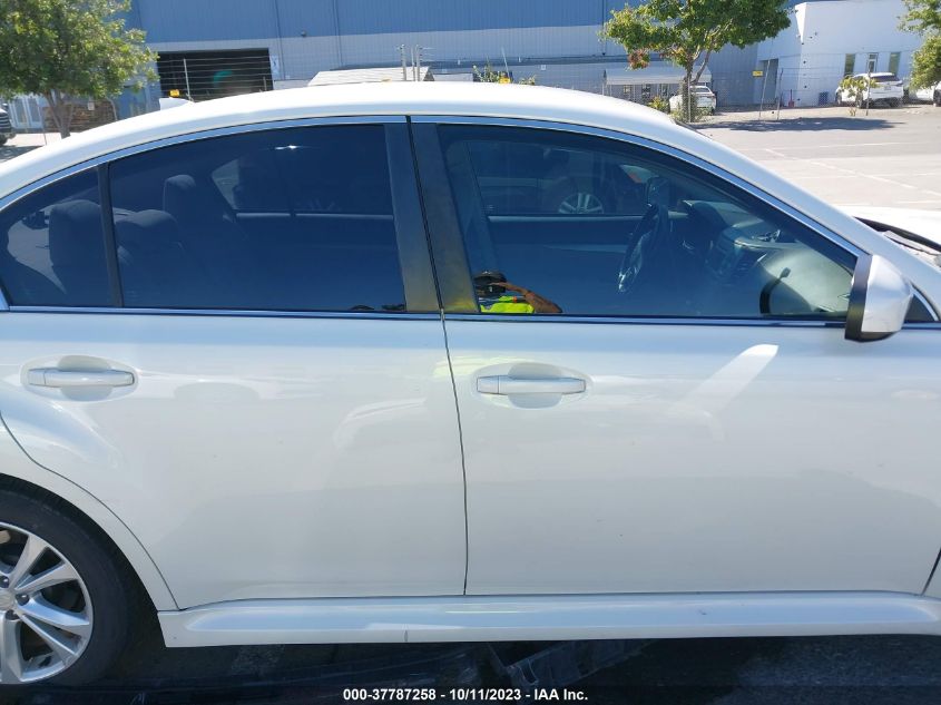 2014 SUBARU LEGACY 2.5I PREMIUM - 4S3BMBC65E3035714
