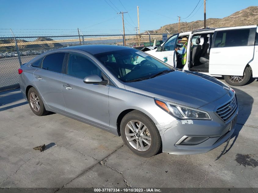 2016 HYUNDAI SONATA 2.4L SE - 5NPE24AF0GH345603