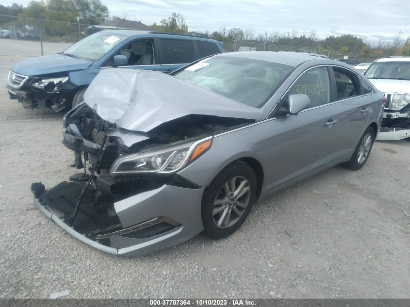 2015 HYUNDAI SONATA 2.4L SE - 5NPE24AF1FH120704