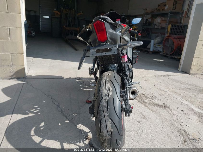 VIN JYARM38EXNA001909 2022 YAMAHA YZFR7
