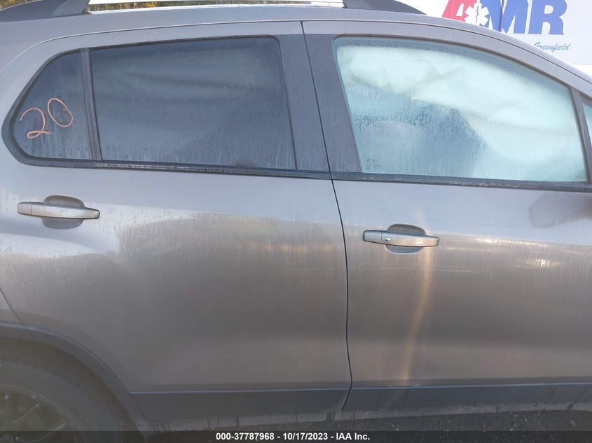 VIN KL7CJPSM6NB530467 2022 CHEVROLET TRAX 1LT