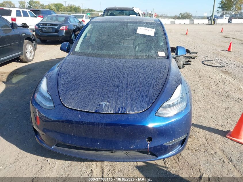 5YJYGDEE1LF009032 Tesla Model Y LONG RANGE 12