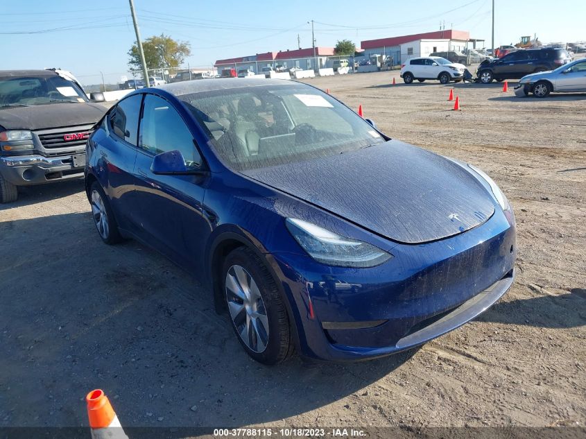 5YJYGDEE1LF009032 Tesla Model Y LONG RANGE