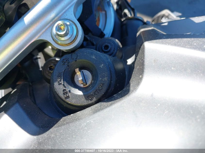 2022 DUCATI STREETFIGHTER V4/V4S ZDMFAKNW1NB008706