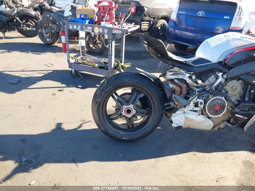 2022 DUCATI STREETFIGHTER V4/V4S ZDMFAKNW1NB008706