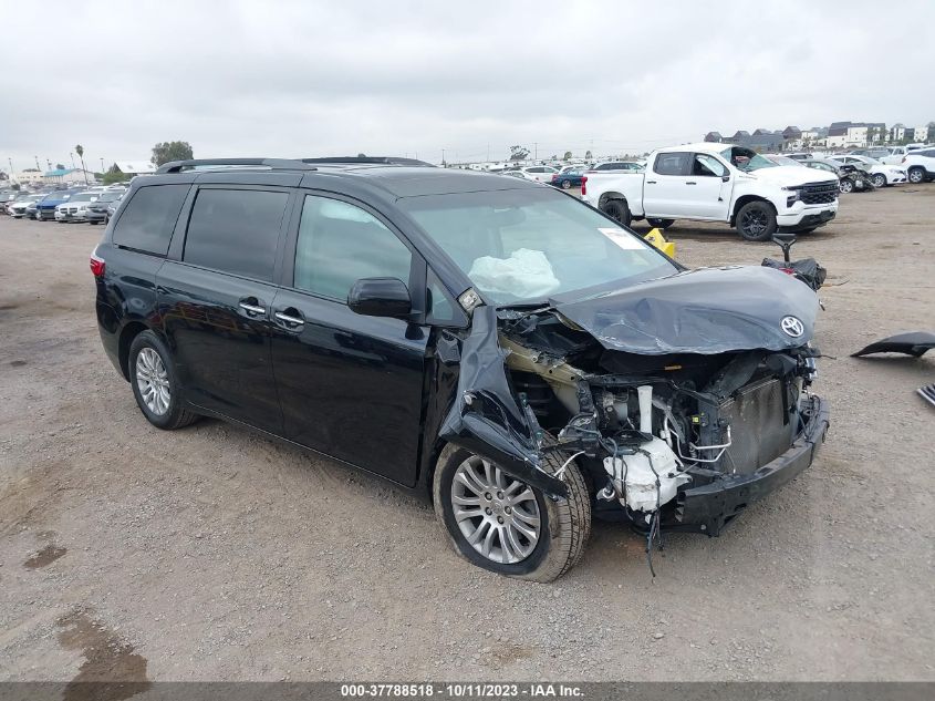 5TDYK3DC1FS643966 2015 TOYOTA SIENNA, photo no. 1