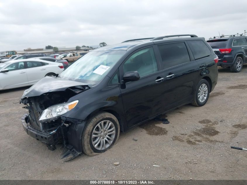 5TDYK3DC1FS643966 2015 TOYOTA SIENNA, photo no. 2