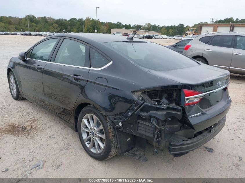 2017 FORD FUSION SE - 3FA6P0HD6HR320468