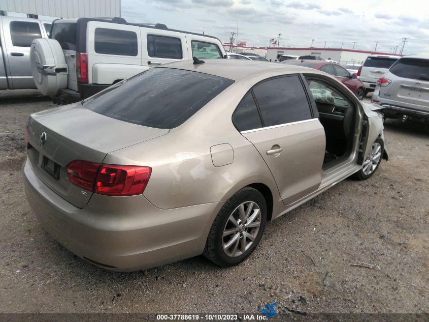 2014 VOLKSWAGEN JETTA SEDAN SE W/CONNECTIVITY/SUNROOF - 3VWD07AJ8EM291754