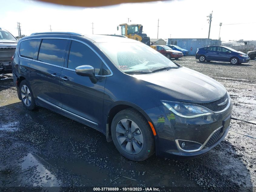 CHRYSLER-PACIFICA-2C4RC1N72LR267550