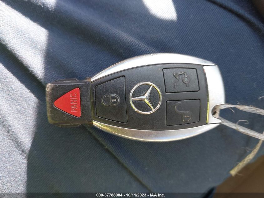 2014 MERCEDES-BENZ C 250 - WDDGF4HB5ER306825