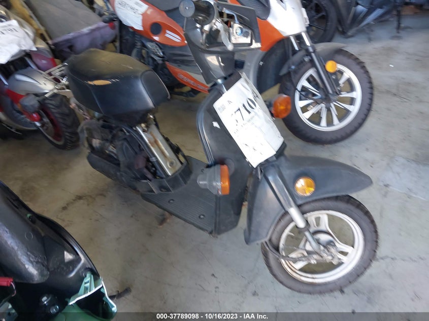 JH2AF0605GS283396 HONDA NQ50 Photo 1