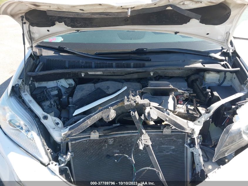 2017 TOYOTA SIENNA LE - 5TDKZ3DC0HS847694