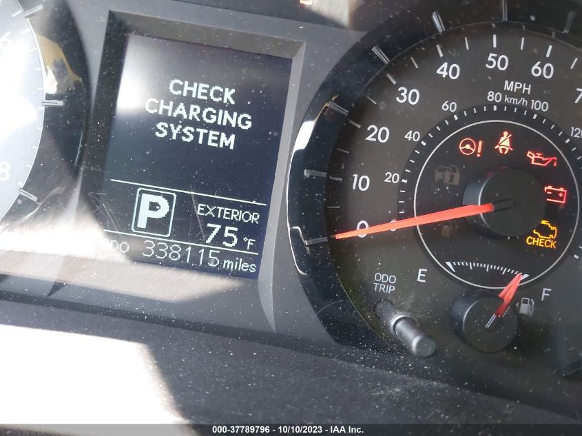 2017 TOYOTA SIENNA LE - 5TDKZ3DC0HS847694