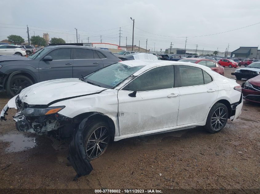 2022 TOYOTA CAMRY SE - 4T1G11AK5NU657681