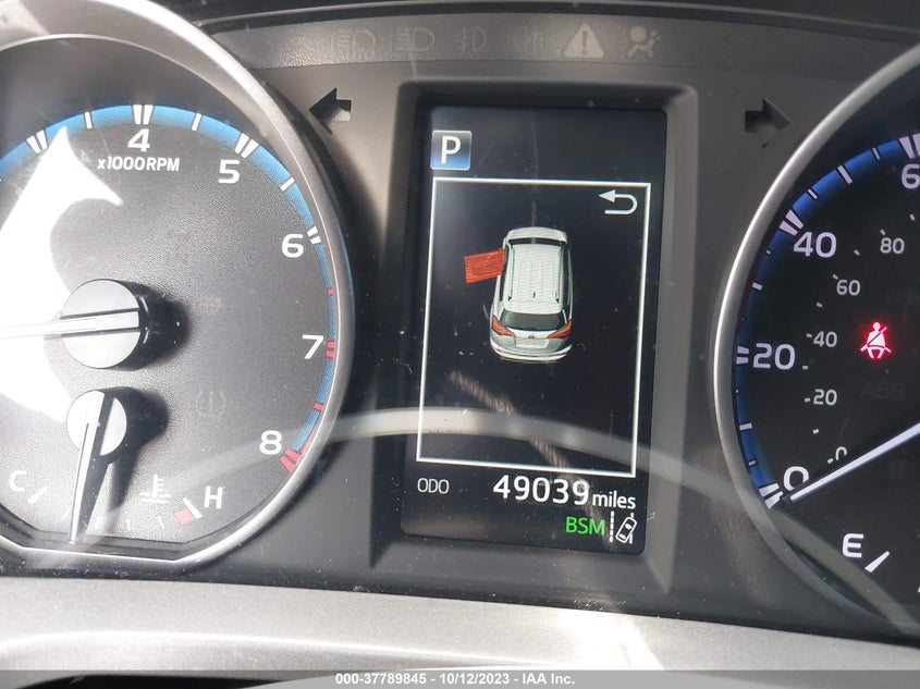 VIN 2T3WFREV7JW480519 2018 TOYOTA RAV4 ADVENTURE/XLE