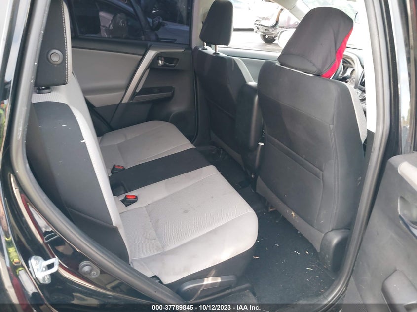 VIN 2T3WFREV7JW480519 2018 TOYOTA RAV4 ADVENTURE/XLE