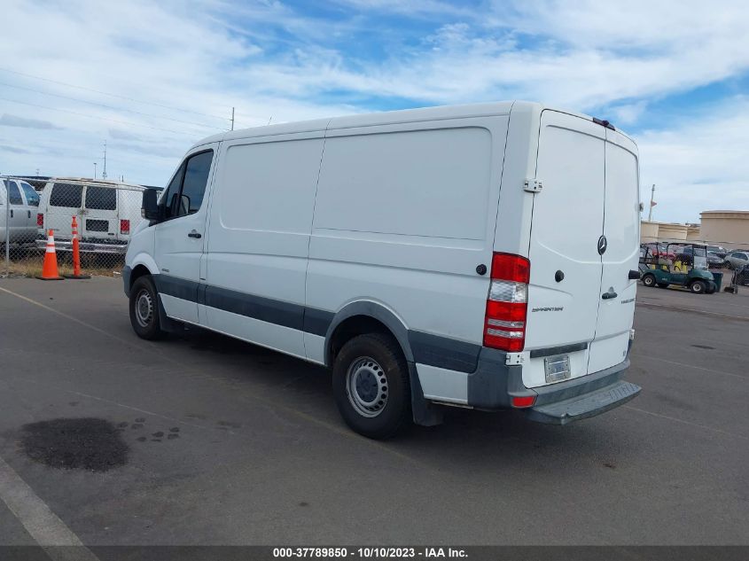 2015 MERCEDES-BENZ SPRINTER 2500 NORMAL ROOF WD3PE7CC1FP146657