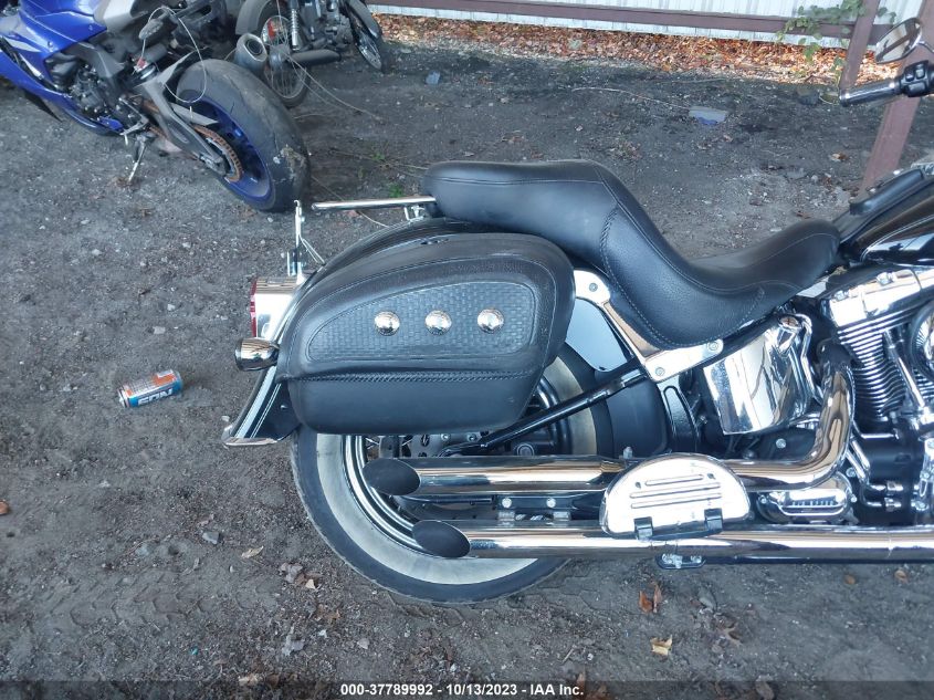 2010 HARLEY-DAVIDSON FLSTN 1HD1JD510AB018660