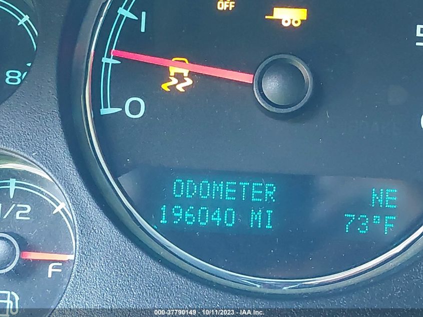 2013 CHEVROLET SUBURBAN 1500 LTZ 1GNSKKE75DR373399