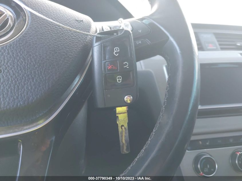 2015 VOLKSWAGEN GOLF TDI - 3VW2A7AU6FM051117