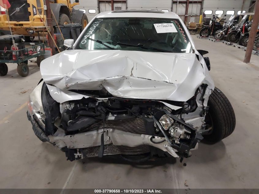 2015 CHEVROLET MALIBU LT - 1G11C5SL6FF128340