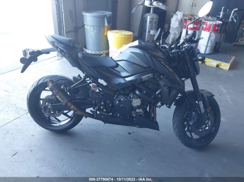 2022 SUZUKI GSX-S750 M/Z - JS1C533D6N7100076