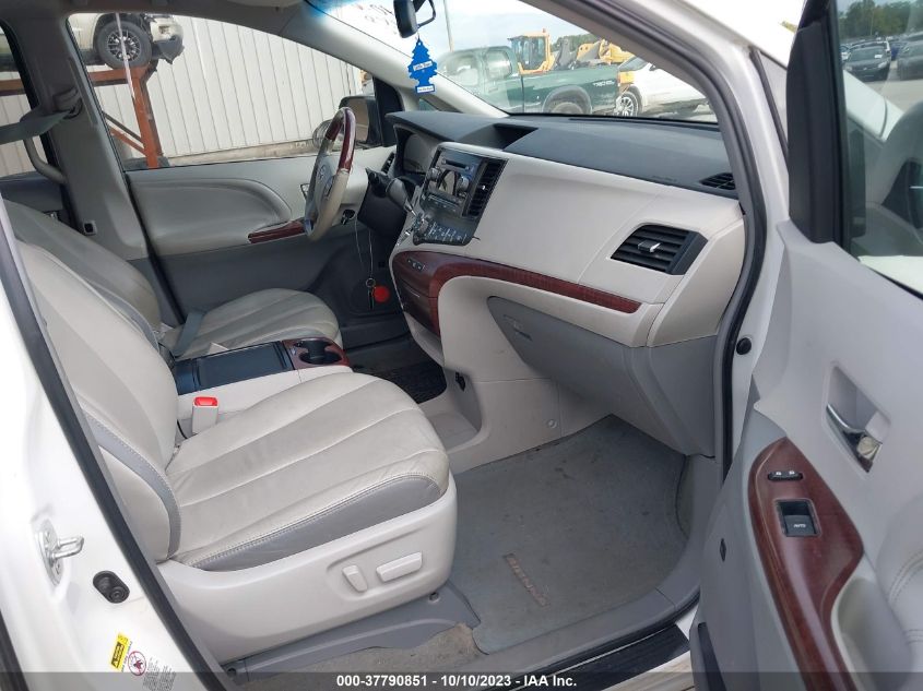 2013 TOYOTA SIENNA XLE/LIMITED - 5TDYK3DC1DS319364