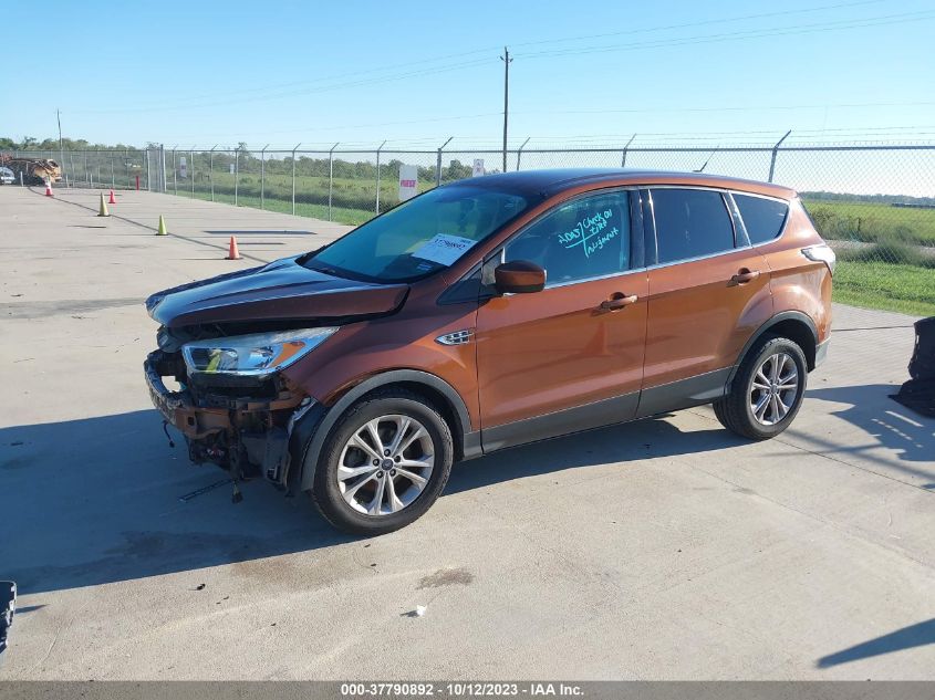 2017 FORD ESCAPE SE - 1FMCU0GD4HUE04123