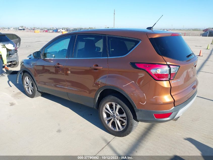 2017 FORD ESCAPE SE - 1FMCU0GD4HUE04123